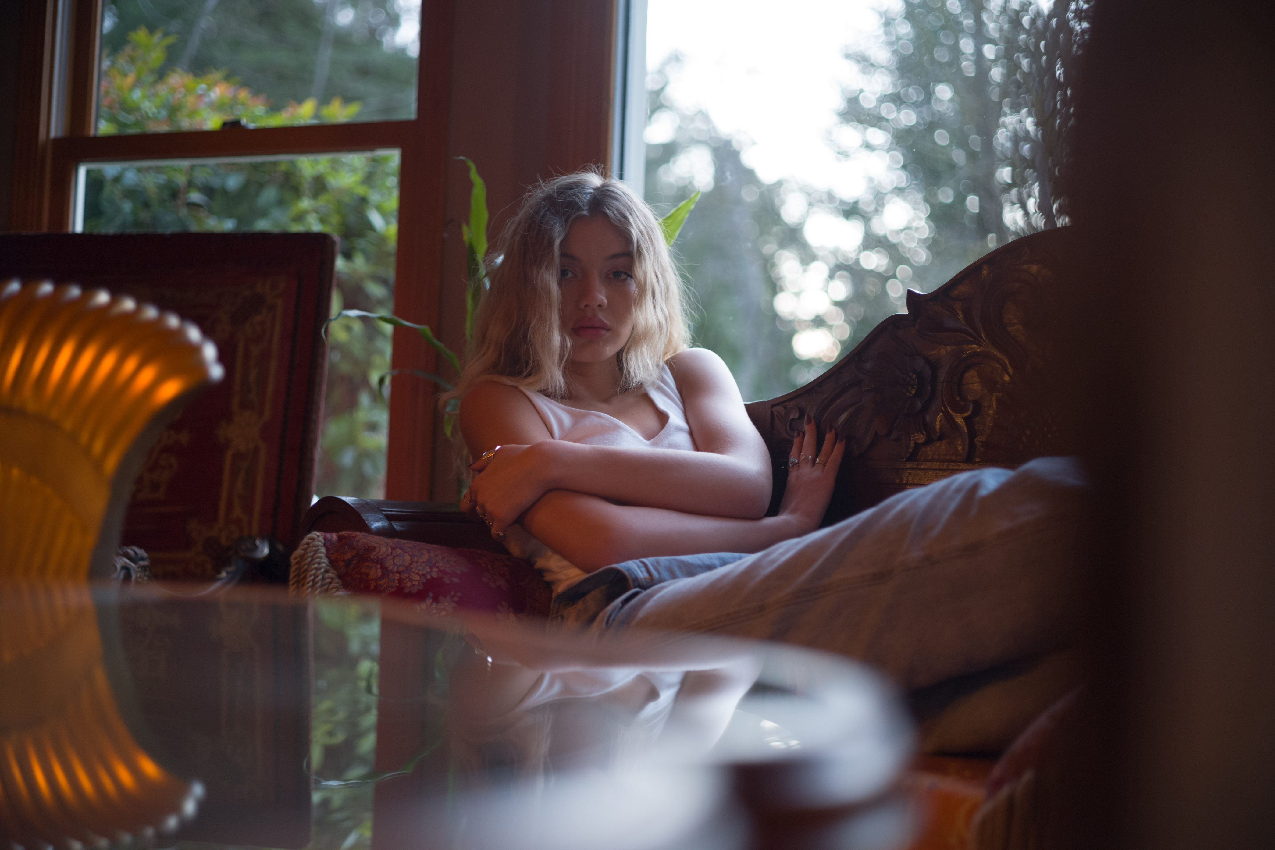 Daisy_Gray-1004601